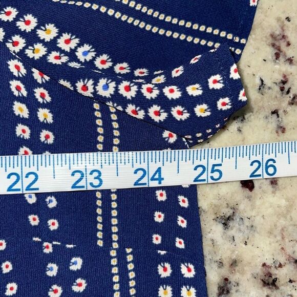 Talbots FLORAL STRIPE TOP Blouse Size 2Xp Navy  EUC - Picture 8 of 9